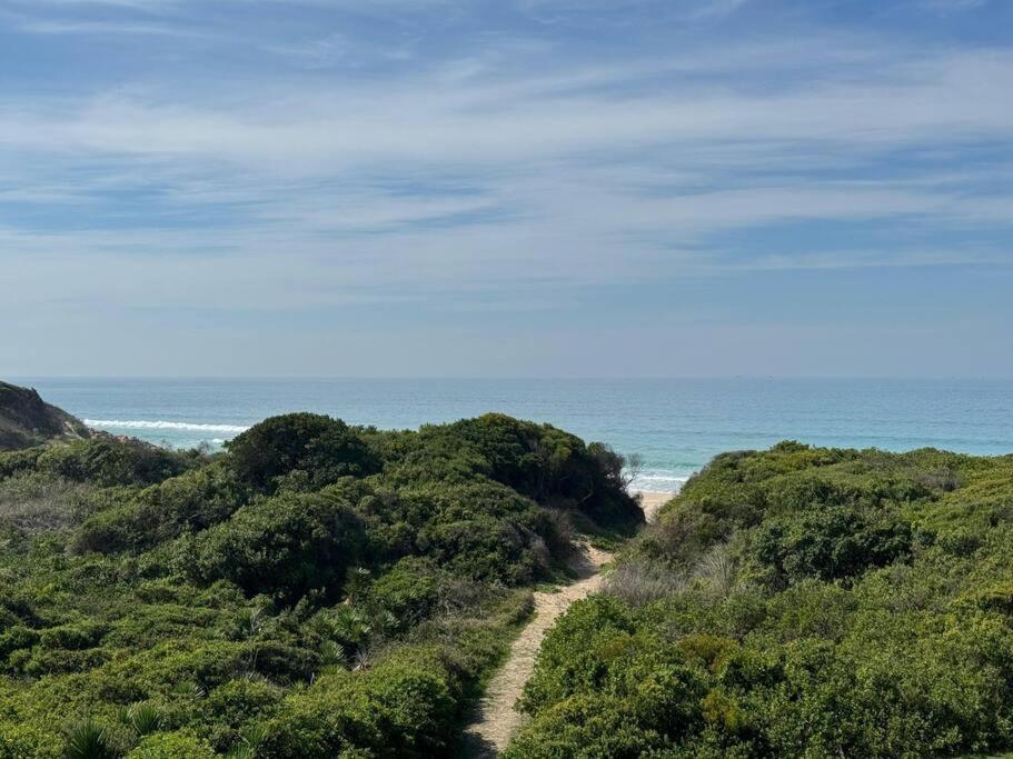 Low Tide At No 35 St Francis Bay Exterior foto